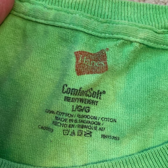 Hanes tagless green tie dye Tshirt with “you never fail until you stop trying” - Picture 4 of 9